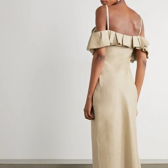 HP🥳New with tags Jacquemus dress